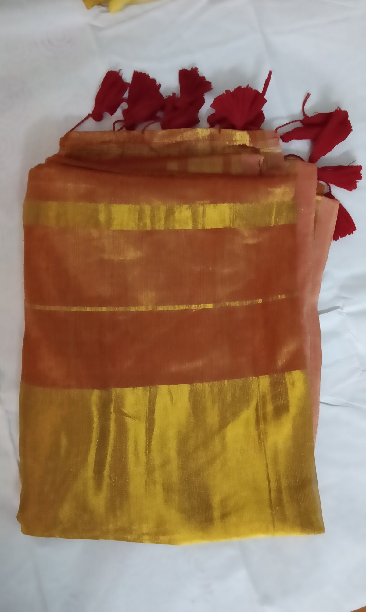 Brunelle Onam Collection  120 Count Premium Mul Cotton Saree - Golden Elegance