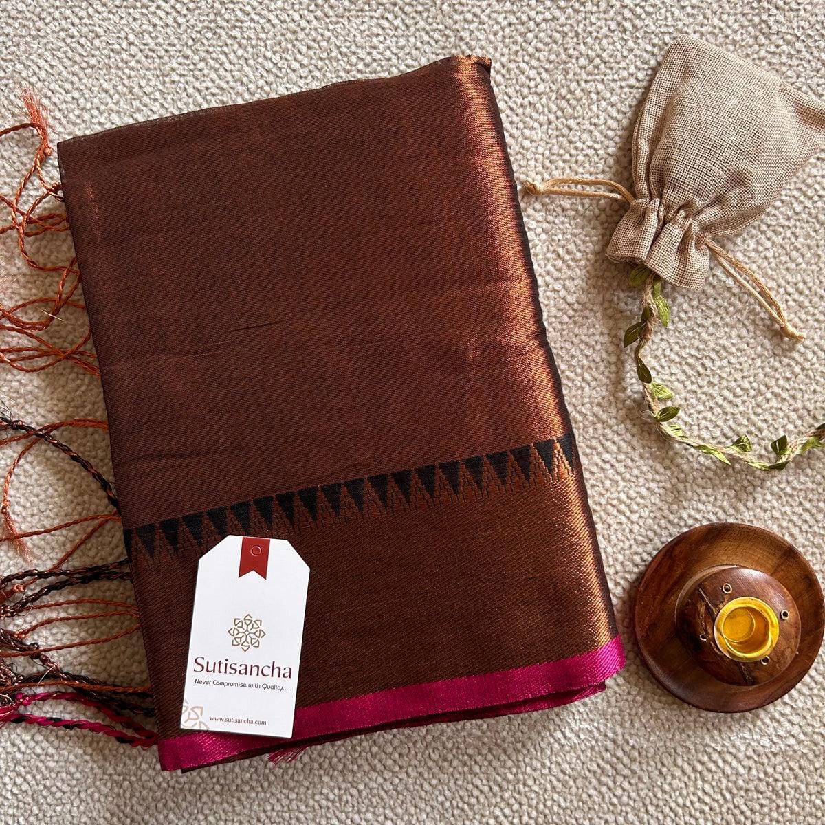 🌸 Brunelle Pure Cotton Tissue Saree – 100 Count Cotton with Attractive Border & Running Blouse