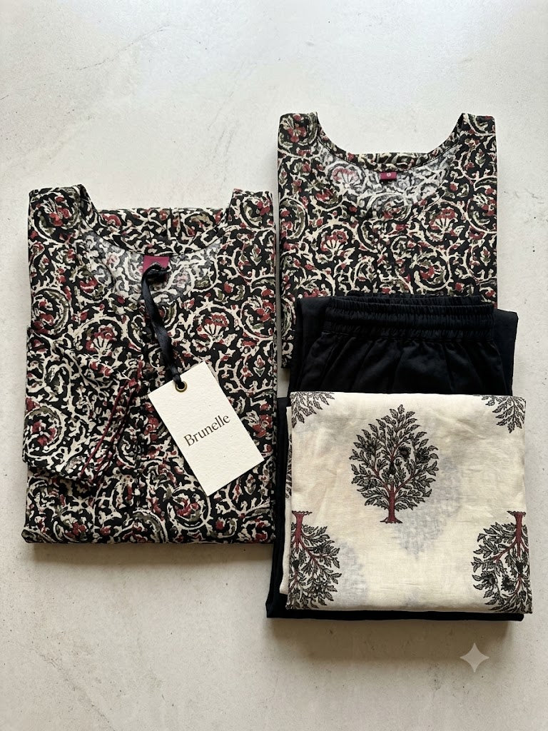 Title: Women's Black Floral Printed Anarkali Kurta, Pant & Dupatta Set