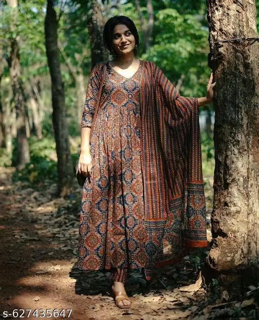 Brunelle Couture Women's Brown Floral Printed Pleated Kurta, Pant & Dupatta Set